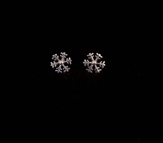 Earring  Stud Snowflake 12mm