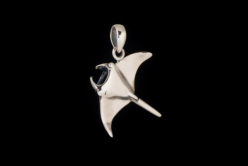 Pendant Manta Plain Medium 2.5cm