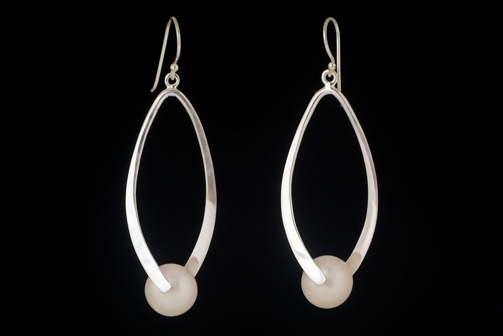 Earring Pearl Long Jhon