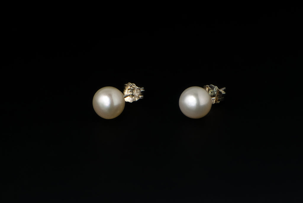 Earring Pearl Stud Basic Round