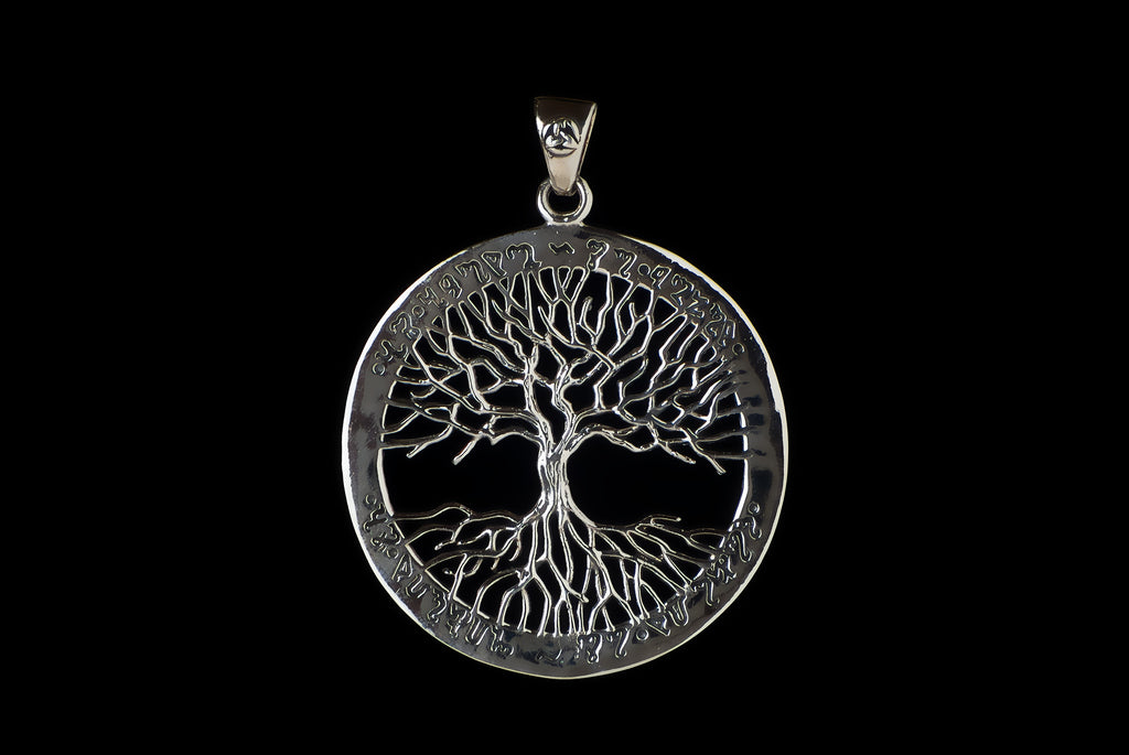 Pendant Tree With Mantra 3.8cm