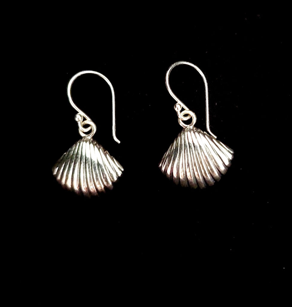 Earring Shell Silver Hook 14mm