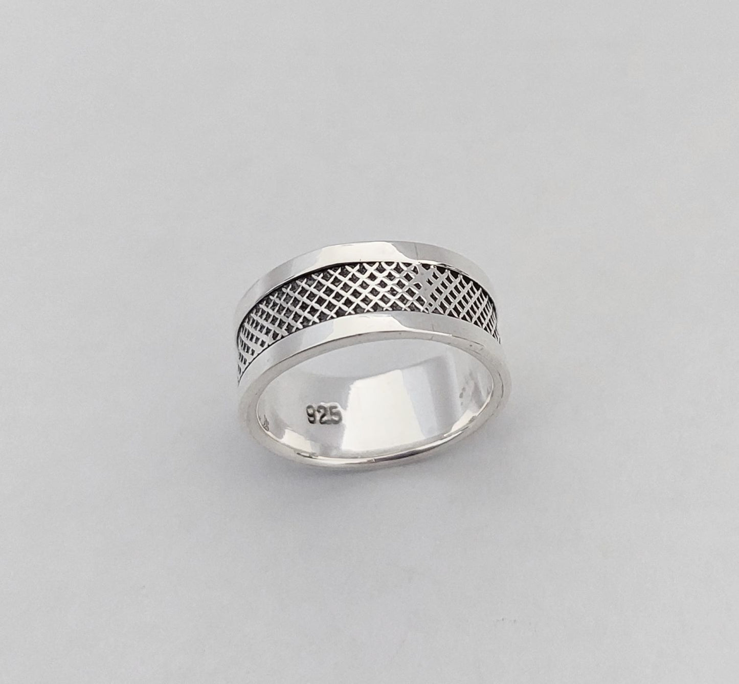 Ring Lines With Unisex 8mm